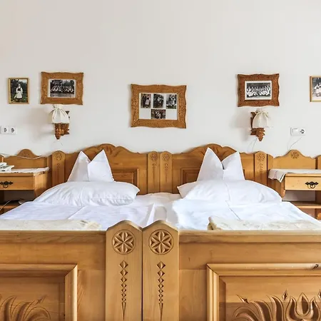 Bagolyvar Panzio Bed and Breakfast