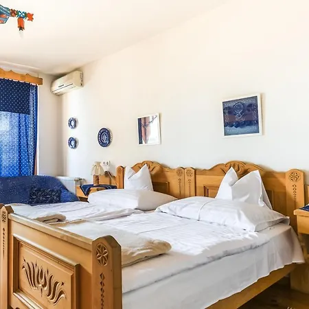 Bed and breakfast Bagolyvár Panzió 3*