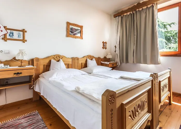 Bagolyvar Panzio 住宿加早餐酒店 佩奇