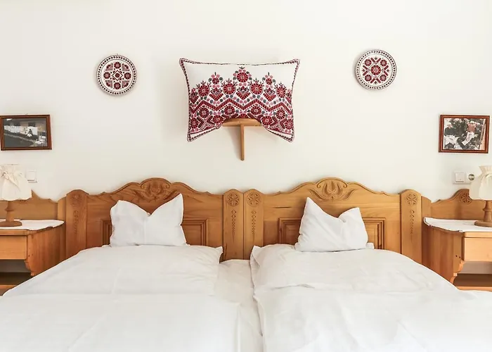 Bagolyvar Panzio Couette-café 3*