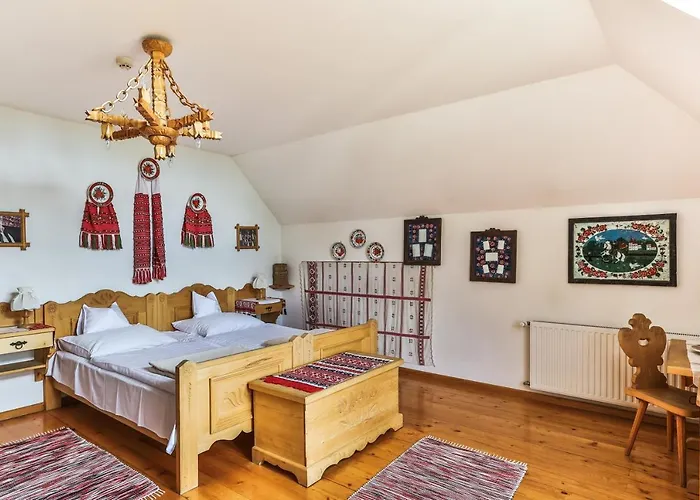 Bagolyvar Panzio 住宿加早餐酒店 3*